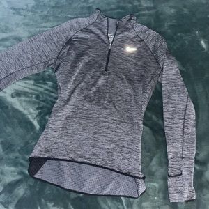 Nike Women’s Element Sphere Half-Zip Thermal Pullover (L)
